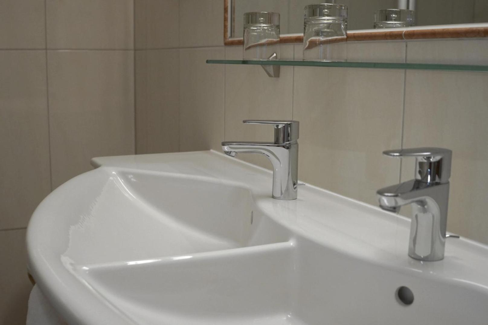 Hotel Alpina ايشجل المظهر الخارجي الصورة
